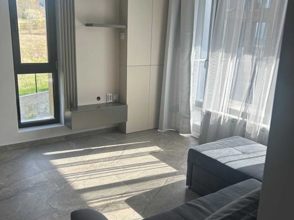 Дава се под наем Тристаен апартамент в София, Симеоново - 110 кв.м за 1097.01 € - Снимка #1