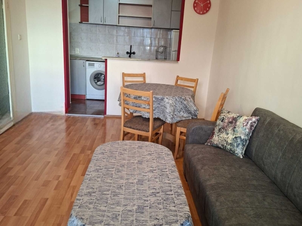 Дава се под наем Двустаен апартамент в София, Лозенец - 62 кв.м за 548.25 € - Снимка #1