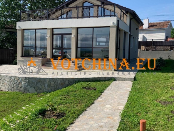 Къща в с. Александрово, Област Бургас - 180 кв.м за 1445 €/кв.м - Снимка #1