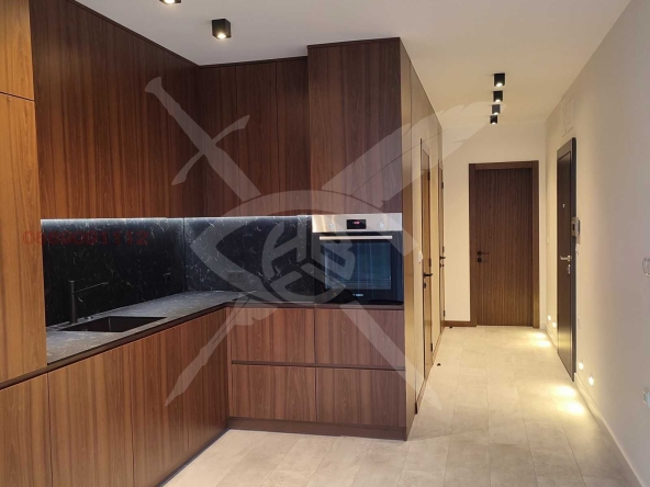 Дава се под наем Двустаен апартамент в Варна, Чайка - 70 кв.м за 1000 € - Снимка #1