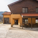 Къща в Троян - 496 кв.м за 442 €/кв.м - Снимка #1