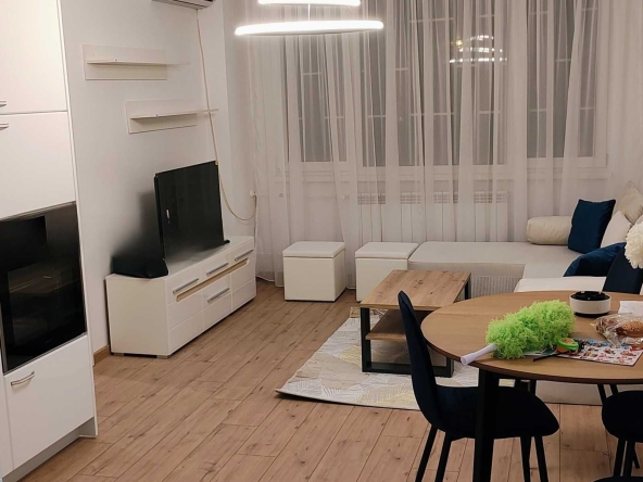 Дава се под наем Тристаен апартамент в София, Надежда 2 - 65 кв.м за 625 € - Снимка #1