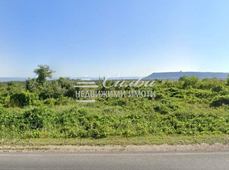 Парцел в Шумен, Макак - 25000 кв.м за 6 €/кв.м - Снимка #1