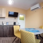 Дава се под наем Едностаен апартамент в Бургас, Славейков - 42 кв.м за 316.2 € - Снимка #1