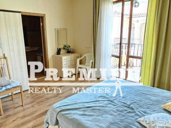 Двустаен апартамент в к.к. Елените - 71 кв.м за 817 €/кв.м - Снимка #1