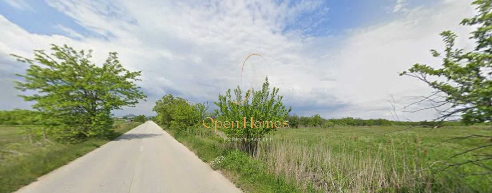 Земеделски имот в с. Белащица, Област Пловдив -  кв.м за 37000 €/дка - Снимка #1