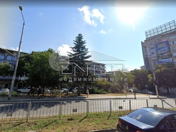 Многостаен апартамент в Варна, Нептун - 110 кв.м за 2819 €/кв.м - Снимка #1