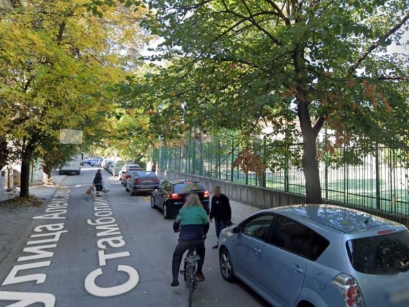 Четиристаен апартамент в Варна, Цветен квартал - 102 кв.м за 736 €/кв.м - Снимка #1