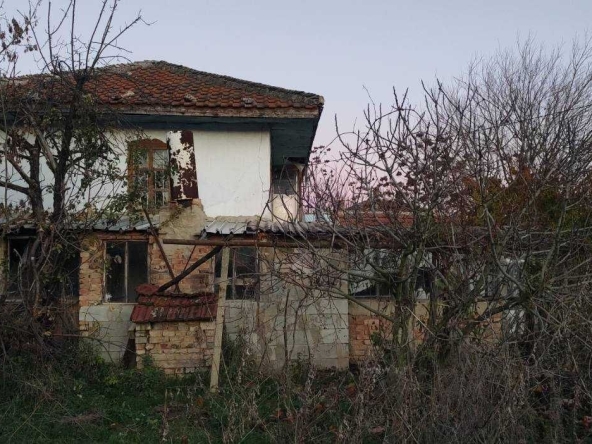 Къща в с. Манастир, Област Варна - 120 кв.м за 292 €/кв.м - Снимка #1