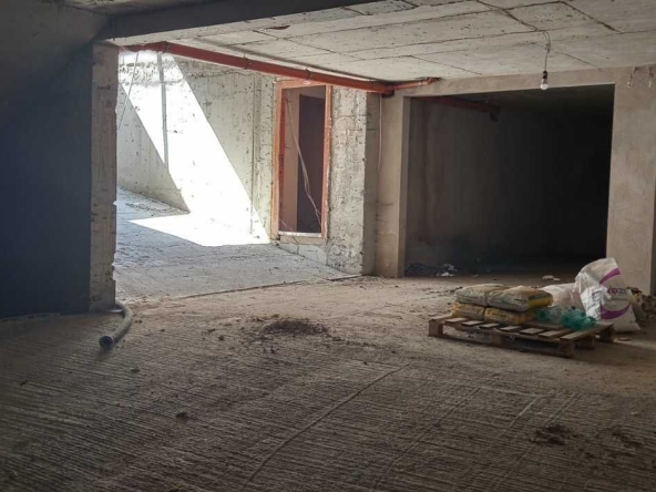 Гараж / Паркомясто в Казанлък - 78 кв.м за 850 €/кв.м - Снимка #1