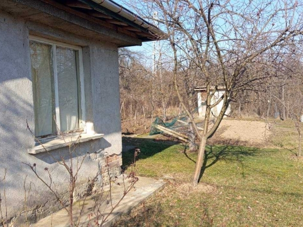 Къща в с. Турия, Област Стара Загора - 70 кв.м за 474 €/кв.м - Снимка #1