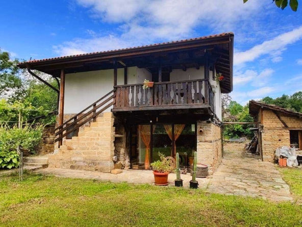 Къща в с. Горнова могила, Област Габрово - 120 кв.м за 615 €/кв.м - Снимка #1