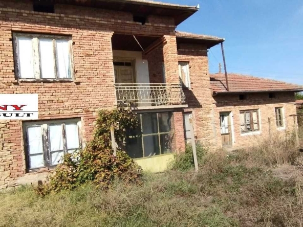 Къща в Велико Търново, Акация - 180 кв.м за 111 €/кв.м - Снимка #1