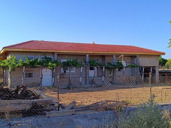 Къща в с. Ваклино, Област Добрич - 90 кв.м за 550 €/кв.м - Снимка #1