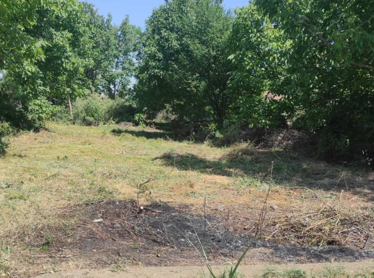 Парцел в София, Яворов - 2585 кв.м за 2 €/кв.м - Снимка #1