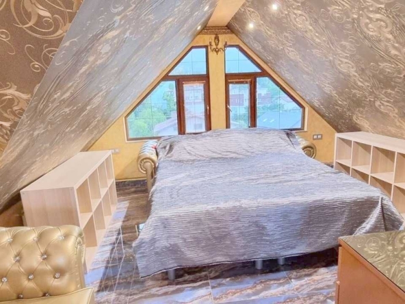 Дава се под наем Двустаен апартамент в София, Симеоново - 104 кв.м за 550 € - Снимка #1