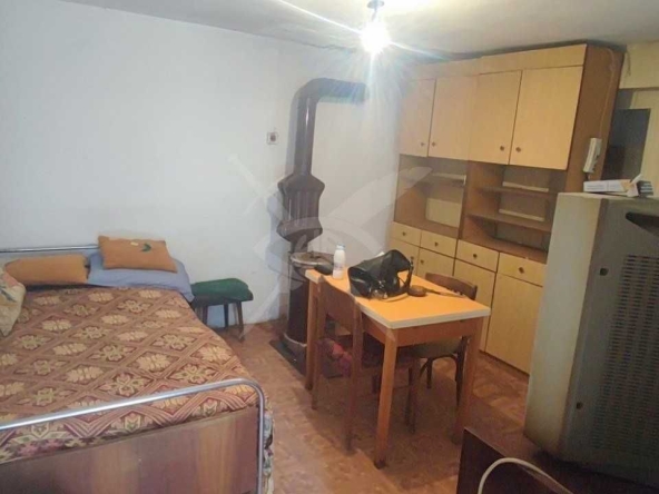 Къща в с. Пъдарско, Област Пловдив - 200 кв.м за 155 €/кв.м - Снимка #1