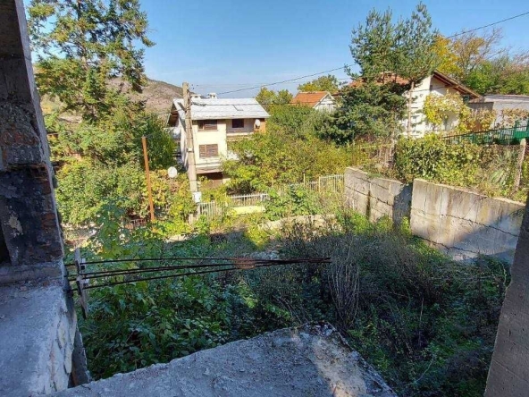 Къща в Гълъбово - 500 кв.м за 126 €/кв.м - Снимка #1