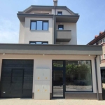 Тристаен апартамент в Асеновград - 135 кв.м за 919 €/кв.м - Снимка #1