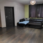 Дава се под наем Тристаен апартамент в Бургас, Изгрев - 95 кв.м за 600 € - Снимка #1