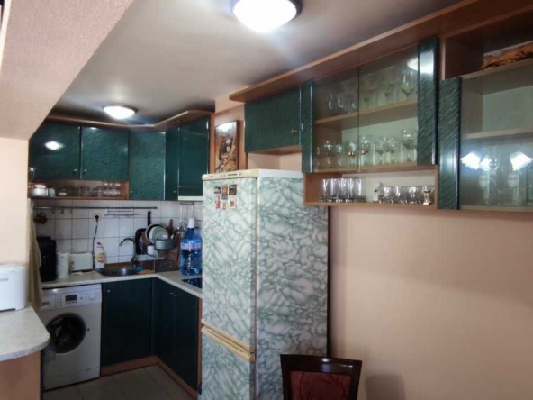 Двустаен апартамент в Варна, Лятно кино Тракия - 70 кв.м за 1929 €/кв.м - Снимка #1