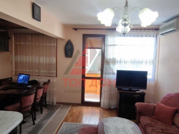 Двустаен апартамент в Варна, Лятно кино Тракия - 70 кв.м за 1979 €/кв.м - Снимка #1