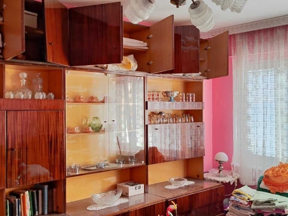 Двустаен апартамент в Варна, Възраждане 1 - 41 кв.м за 1671 €/кв.м - Снимка #1