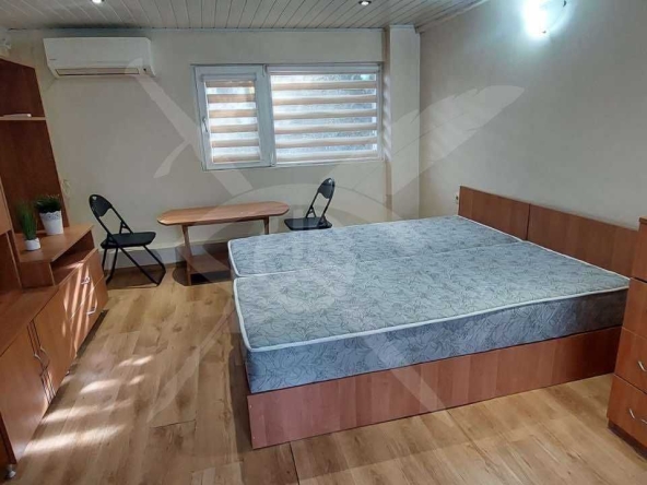 Дава се под наем Едностаен апартамент в Варна, ХЕИ - 30 кв.м за 225 € - Снимка #1