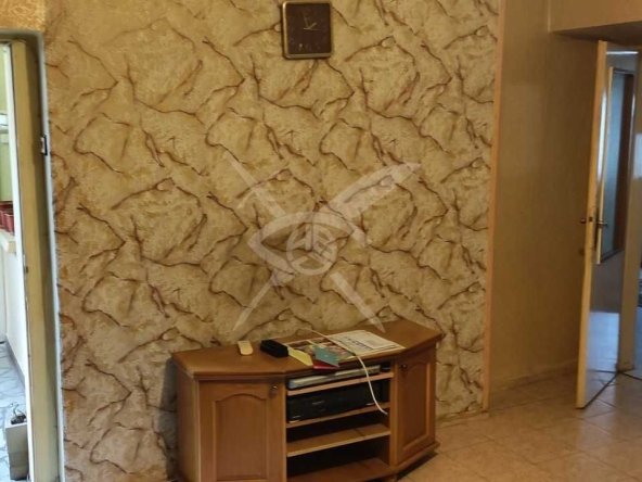 Тристаен апартамент в Пловдив, Център - 802 кв.м за 241 €/кв.м - Снимка #1