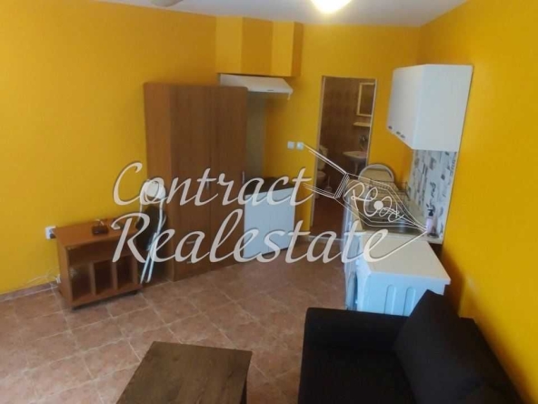 Дава се под наем Едностаен апартамент в Варна, Младост 1 - 26 кв.м за 193.8 € - Снимка #1