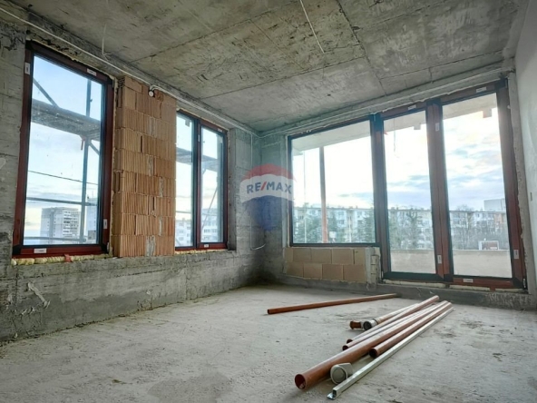 Офис в Варна, Бриз - 144 кв.м за 1910 €/кв.м - Снимка #1