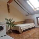 Ателие в Бургас, Център - 15 кв.м за 12 €/кв.м - Снимка #1