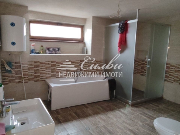 Къща в с. Янково, Област Шумен - 247 кв.м за 316 €/кв.м - Снимка #1