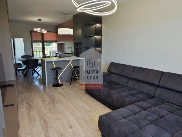 Тристаен апартамент в Варна, Аспарухово - 104 кв.м за 2116 €/кв.м - Снимка #1