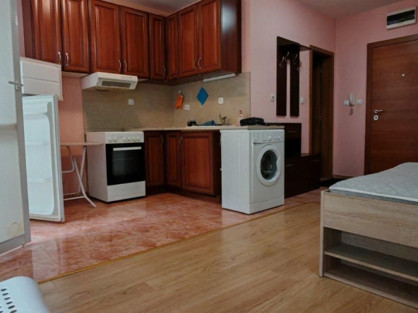 Дава се под наем Едностаен апартамент в Пловдив, Каменица 1 - 50 кв.м за 300 € - Снимка #1
