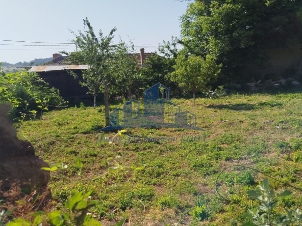 Парцел в с. Драгоево, Област Шумен - 572 кв.м за 13 €/кв.м - Снимка #1