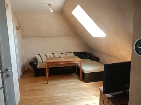 Дава се под наем Двустаен апартамент в София, 7-ми 11-ти километър - 65 кв.м за 500 € - Снимка #1