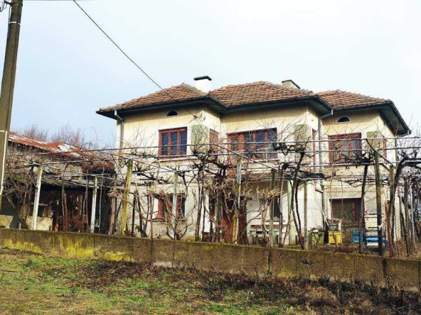 Къща в с. Ерден, Област Монтана - 75 кв.м за 762 €/кв.м - Снимка #1