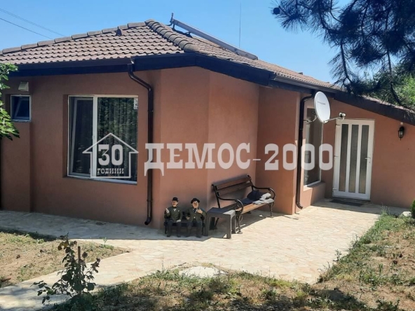 Къща в с. Звездица, Област Варна - 120 кв.м за 2709 €/кв.м - Снимка #1