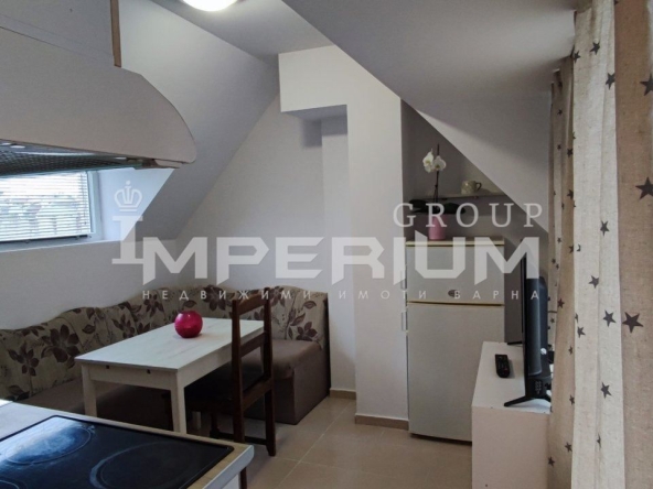 Дава се под наем Двустаен апартамент в Варна, Колхозен пазар - 45 кв.м за 280.5 € - Снимка #1