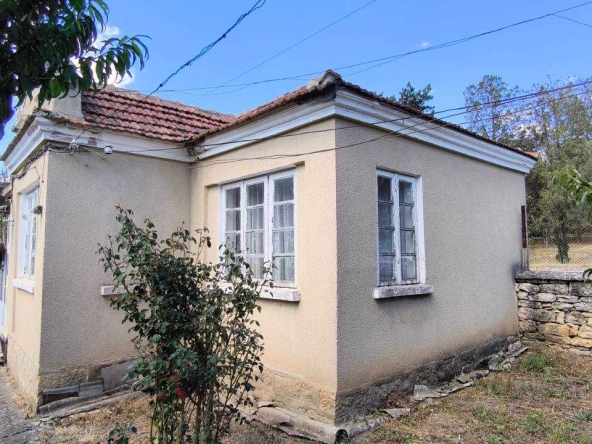 Къща в Суворово - 70 кв.м за 1043 €/кв.м - Снимка #1