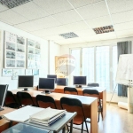 Двустаен апартамент в Варна, ЖП Гара - 70 кв.м за 2629 €/кв.м - Снимка #1