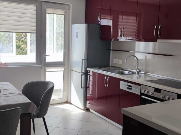 Дава се под наем Двустаен апартамент в София, Гоце Делчев - 68 кв.м за 750 € - Снимка #1