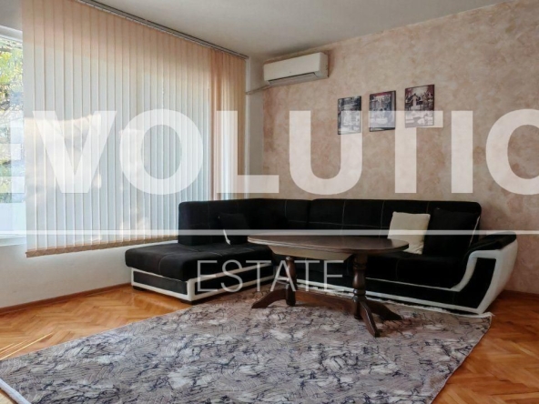 Дава се под наем Тристаен апартамент в Пловдив, Кършияка - 85 кв.м за 562 € - Снимка #1