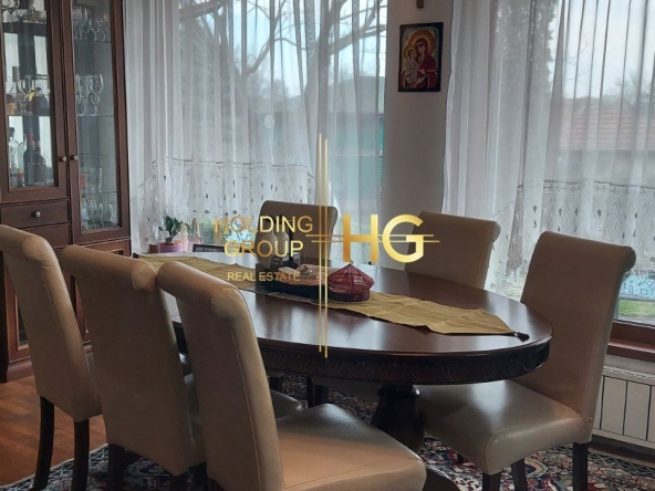 Къща в Варна, Аспарухово - 310 кв.м за 1420 €/кв.м - Снимка #1