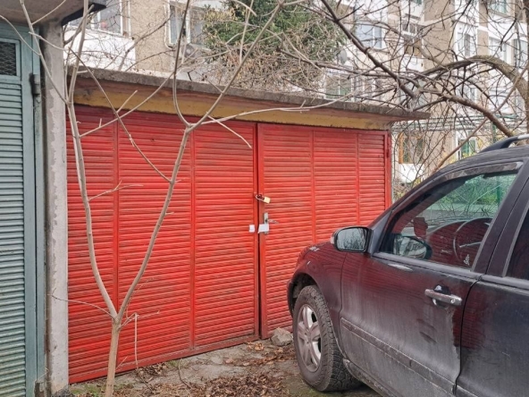 Гараж / Паркомясто в Панагюрище - 21 кв.м за 486 €/кв.м - Снимка #1