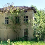 Къща в с. Долни Луковит, Област Плевен - 86 кв.м за 48 €/кв.м - Снимка #1