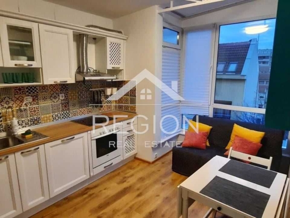 Дава се под наем Двустаен апартамент в Варна, Спортна зала - 48 кв.м за 357 € - Снимка #1