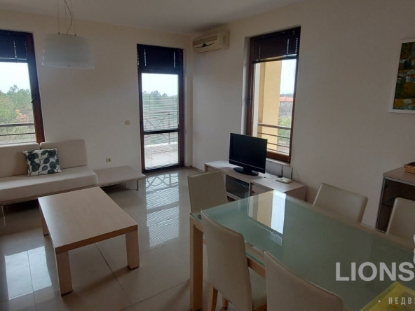 Тристаен апартамент в Балчик - 117 кв.м за 393 €/кв.м - Снимка #1