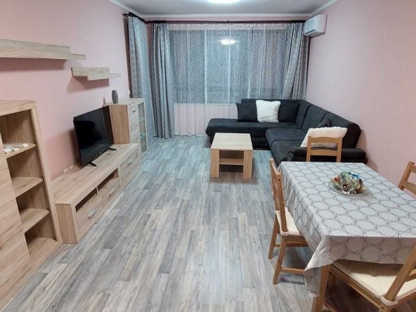 Дава се под наем Двустаен апартамент в София, Студентски град - 70 кв.м за 438.6 € - Снимка #1